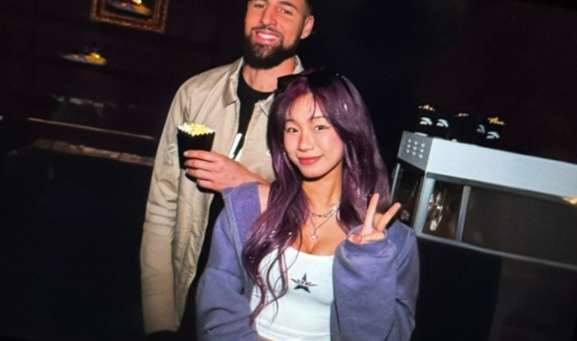 博鱼电竞-评论区炸了！美女网红晒与克莱合影 本人疑对后者分手风波不知情