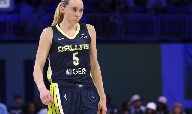 佩奇21中12爆砍29分5助，险些带领球队完成逆转