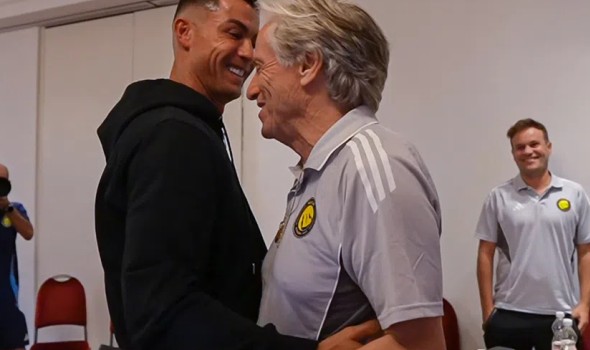 博鱼电竞官方app-胜利主帅：40岁的C罗仍是队内速度第二快，他明年会继续踢