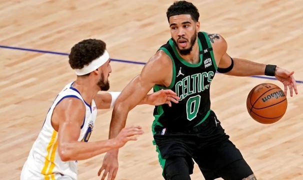 博鱼电竞官方网站-名记评选5大争冠球队 勇士绿军上榜第一竟是它们？